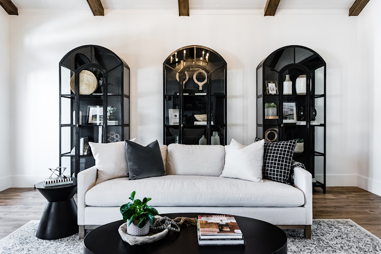 Liz Powell Design – Full Service Interior and Exterior Design Firm and Home Decor Shoppe