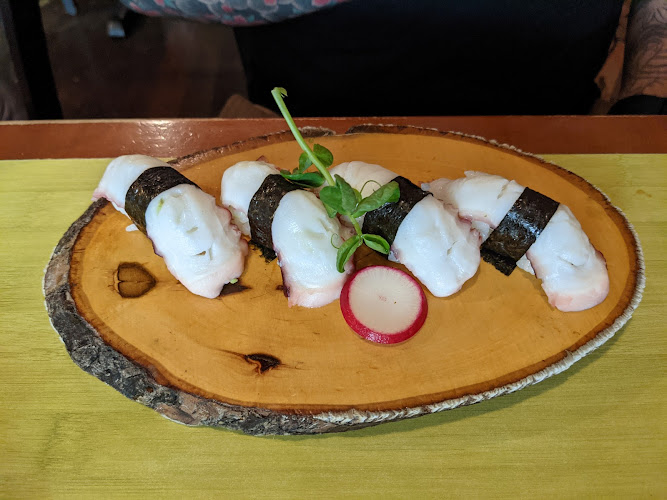 Tona Sushi Bar and Grill
